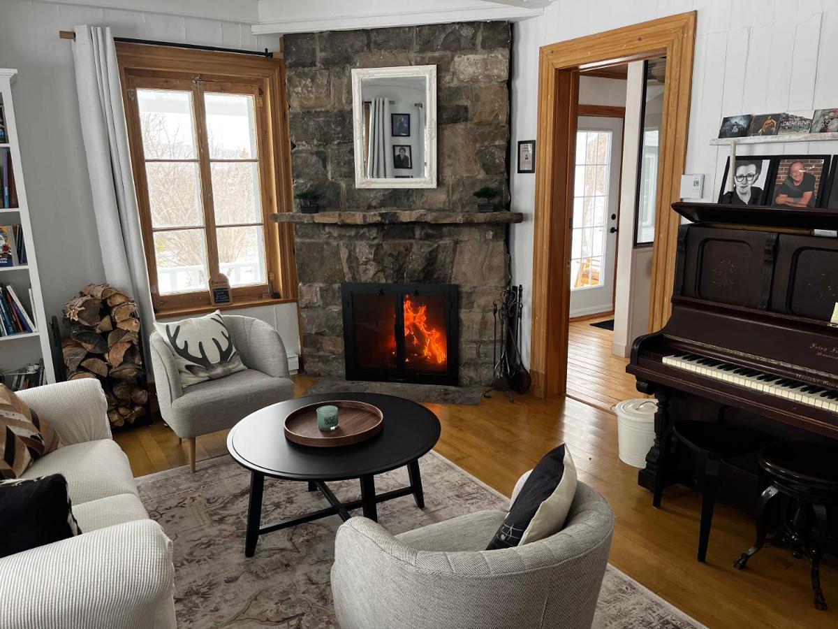 Auberge la Mansarde La Malbaie Extérieur photo