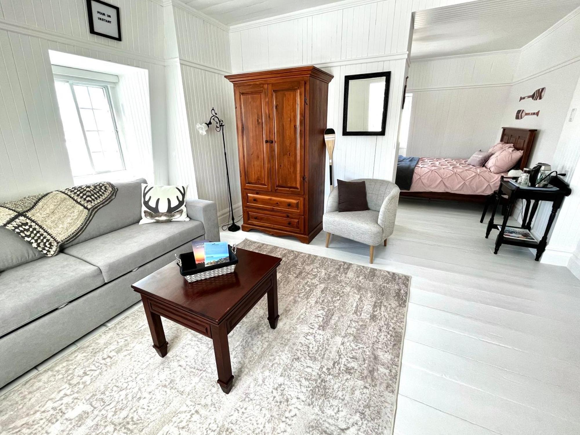 Auberge la Mansarde La Malbaie Extérieur photo