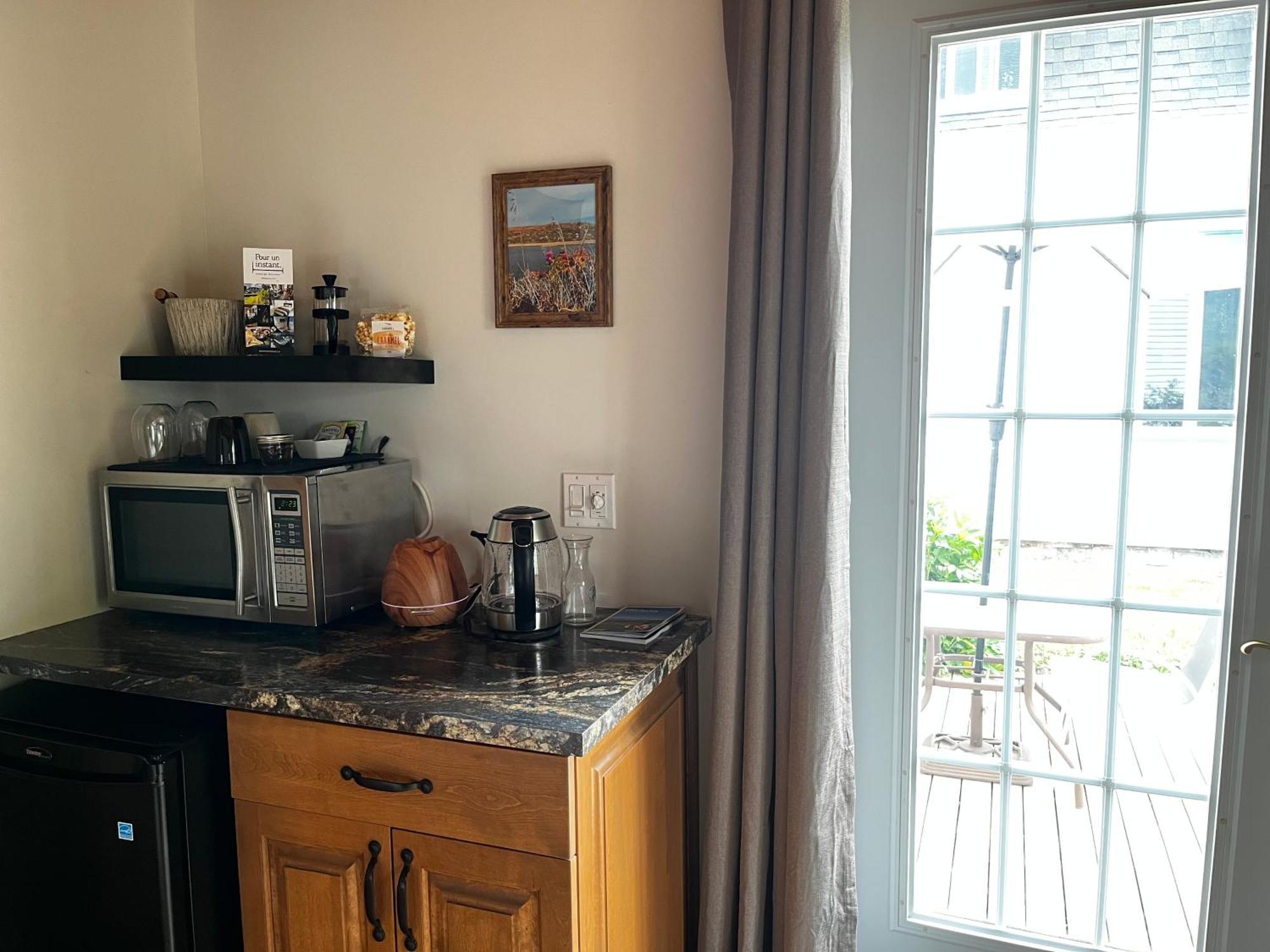 Auberge la Mansarde La Malbaie Extérieur photo